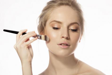 How to choose foundation for problem skin