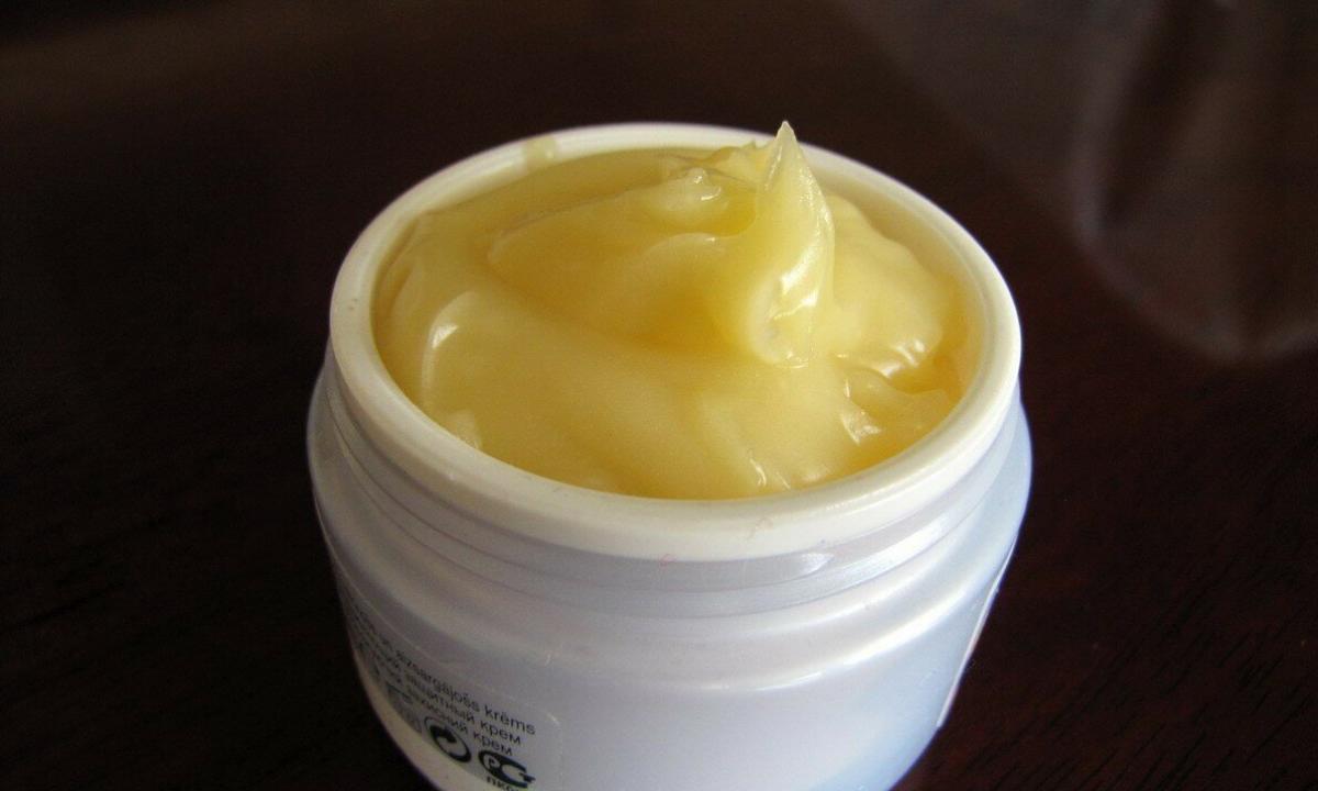 How to make the moisturizing face cream in house conditions