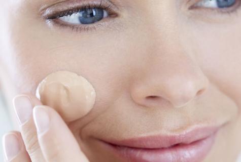 As it is correct to choose and apply foundation