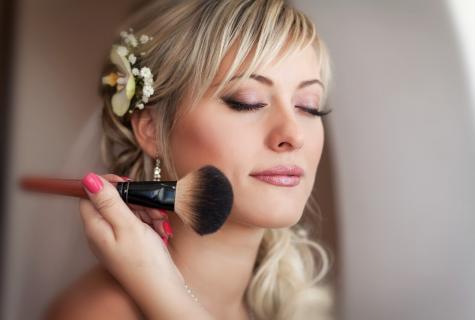 Make-up for wedding in the flying