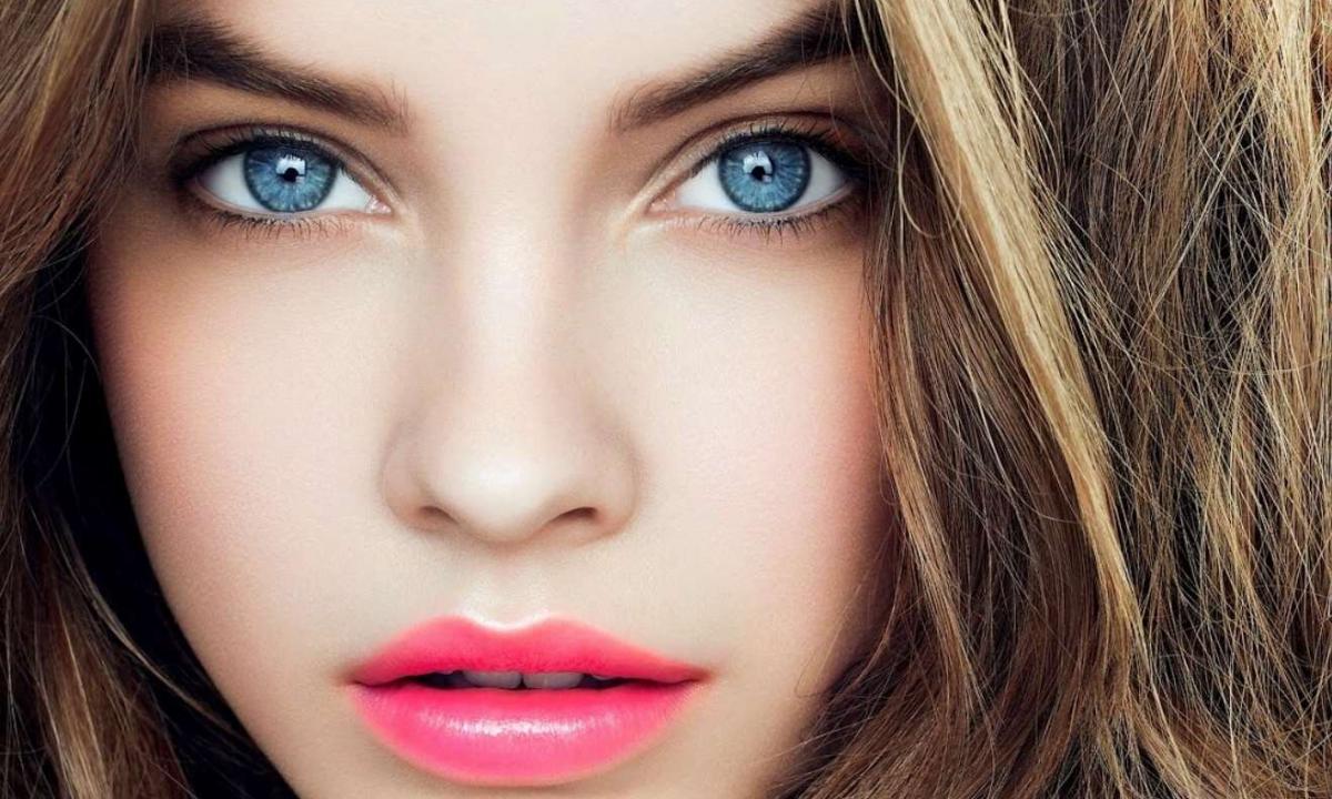 Make-up for big blue eyes