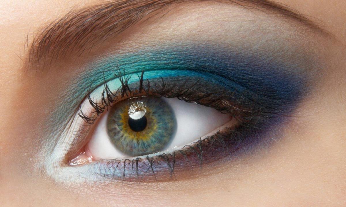 Make-up for blue eyes - simple councils
