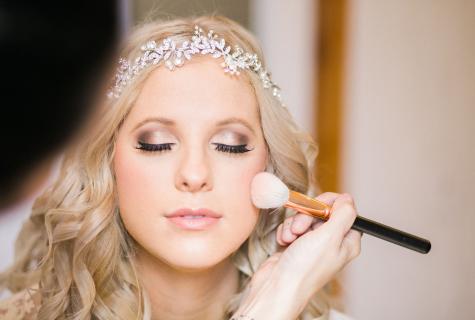 Make-up for brides
