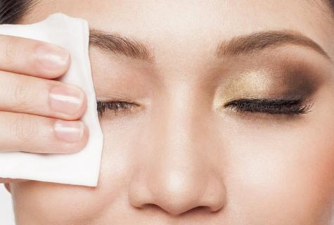 How to choose means for removal of make-up