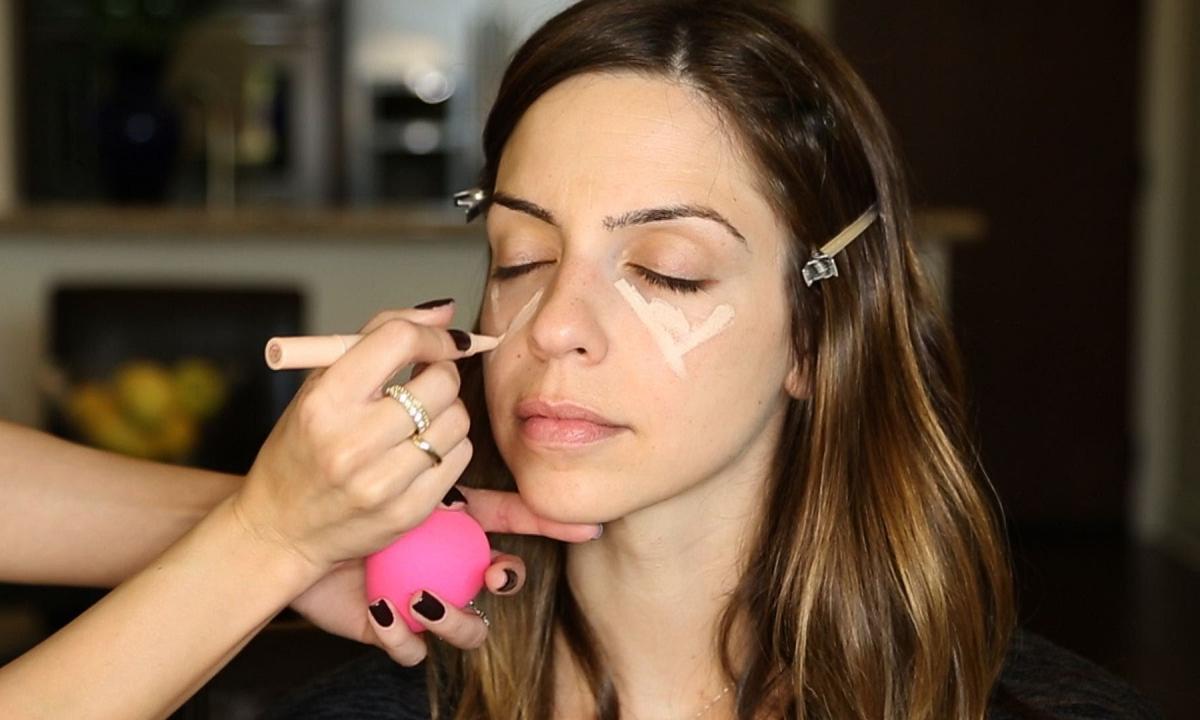 How to make basic make-up
