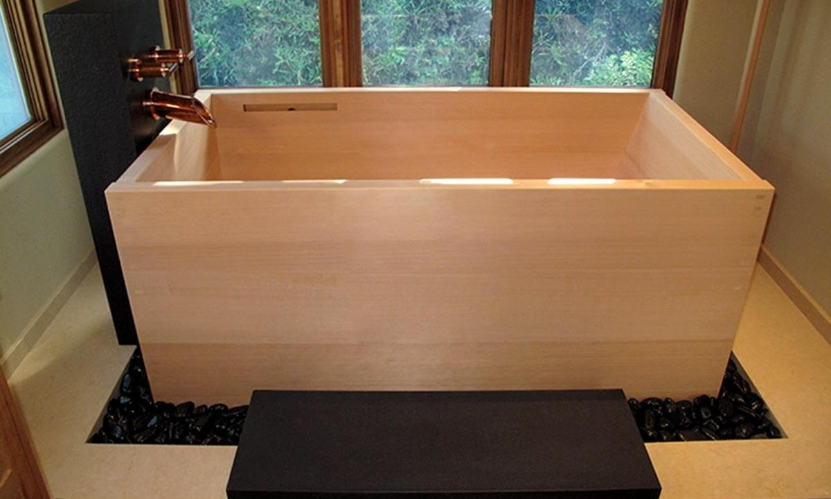 Ofuro (Japanese bath): distinctive features
