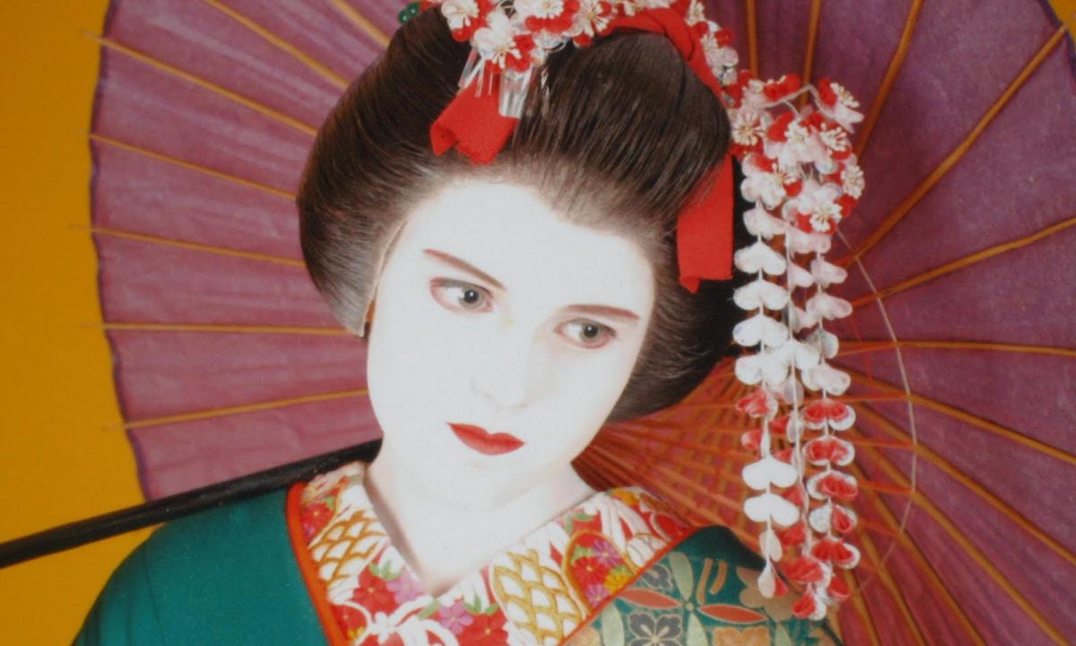 How to make the geisha's make-up