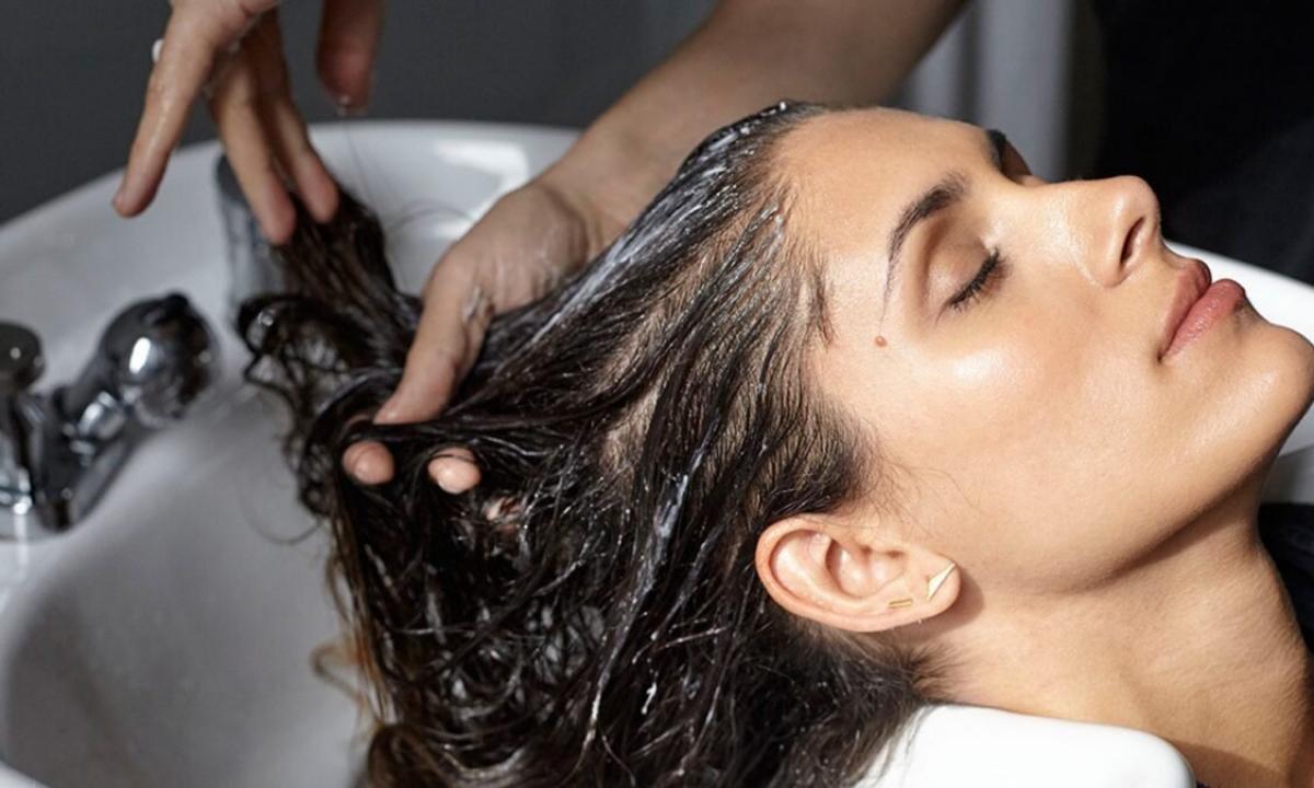 How to wash hair with yolk