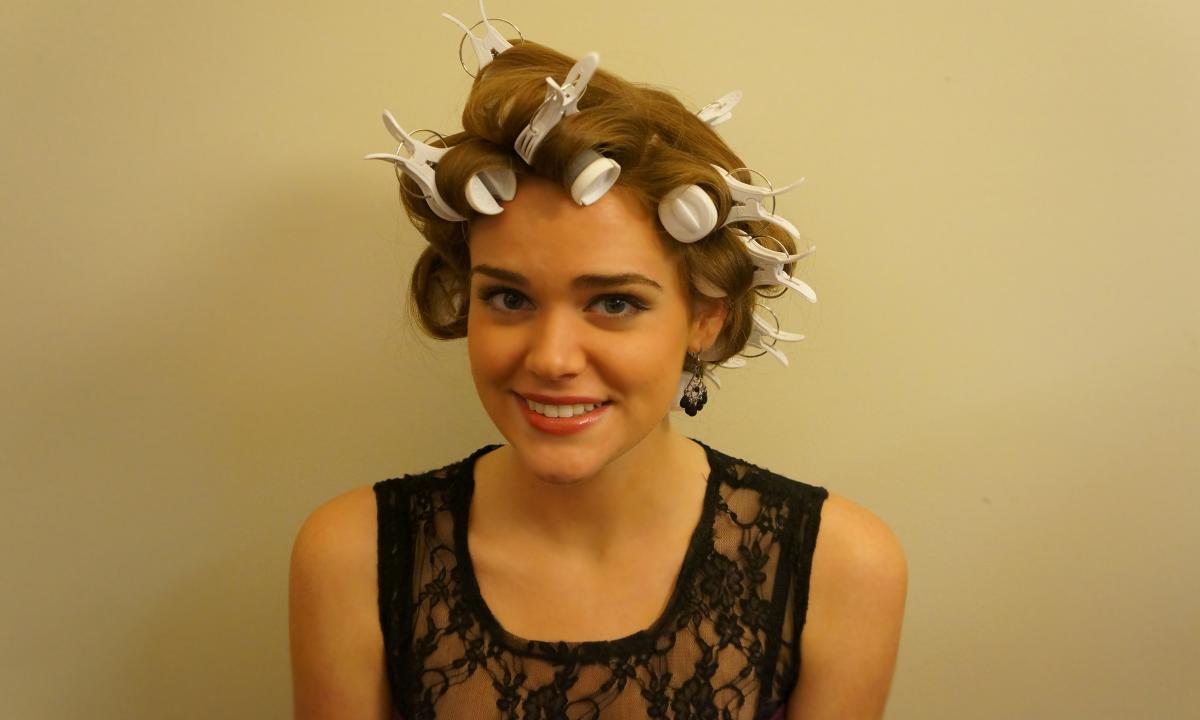 How to make curls on hair curlers