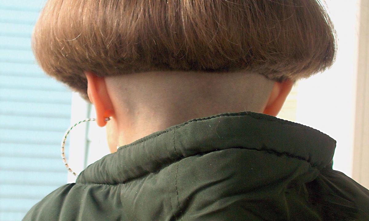 How to cut nape