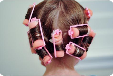 How to do hair with rollers