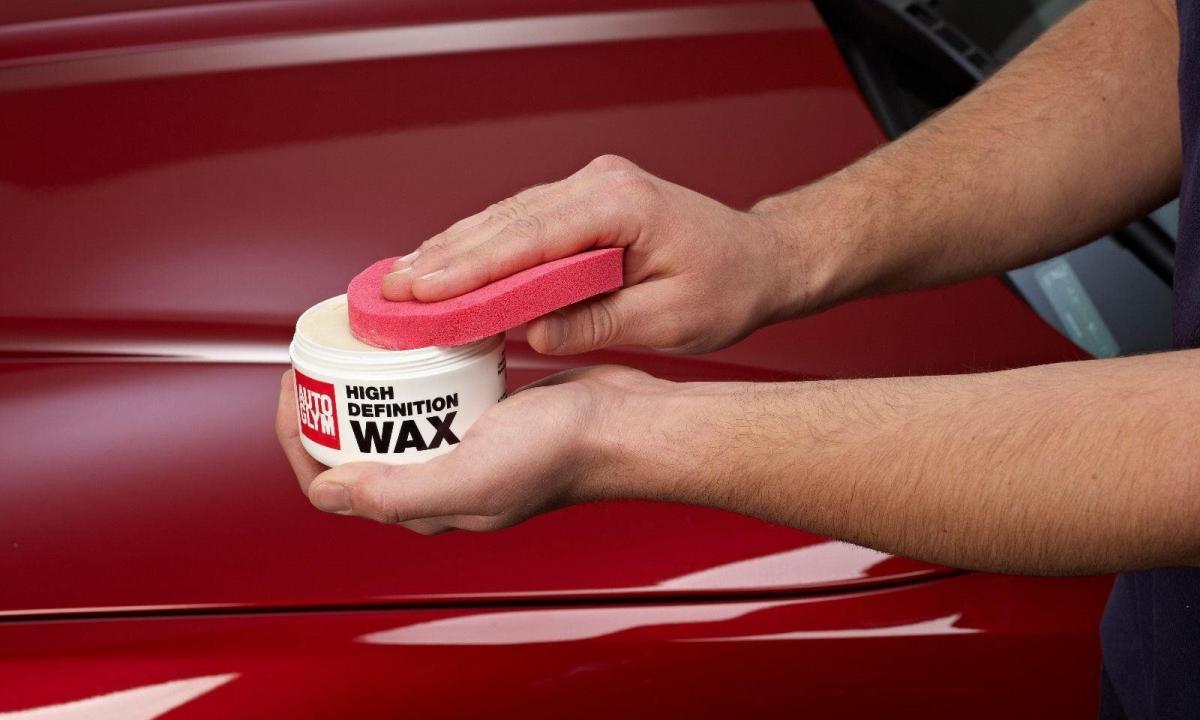 How to apply wax