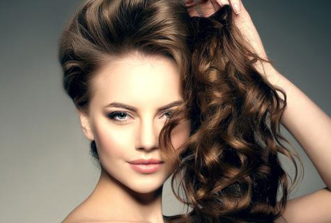 How to do beautiful hair to the girl