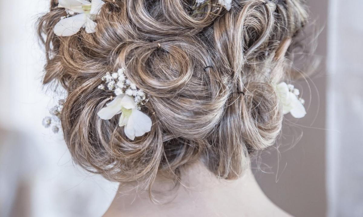 Wedding hairstyles on average hair