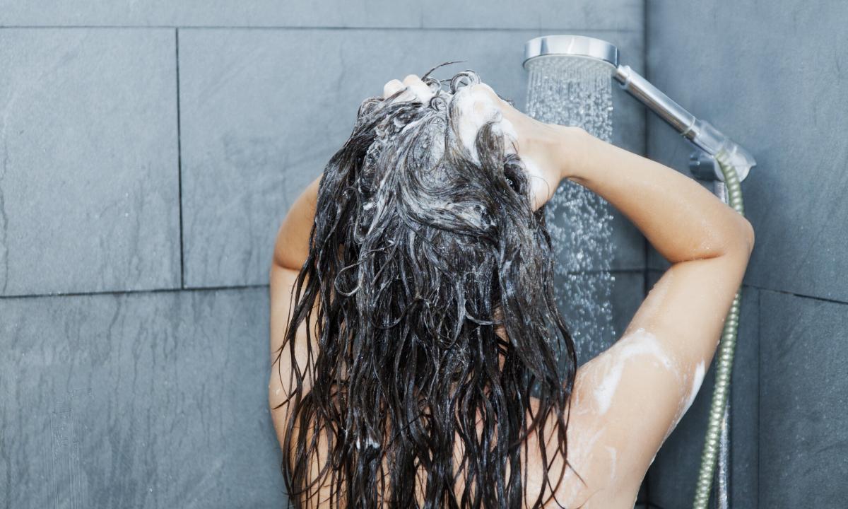 How to wash away tonic from hair