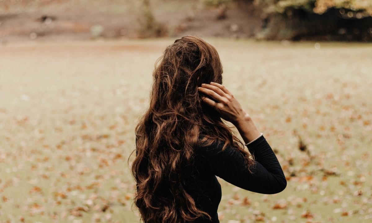 How to look after hair during the autumn period