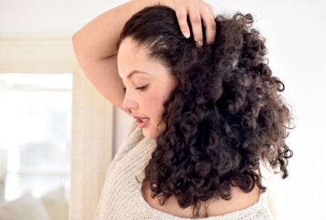 How to raise hair, avoiding curlies and wave