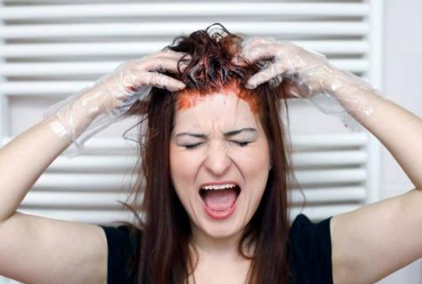 How to clarify dyed hair in house conditions