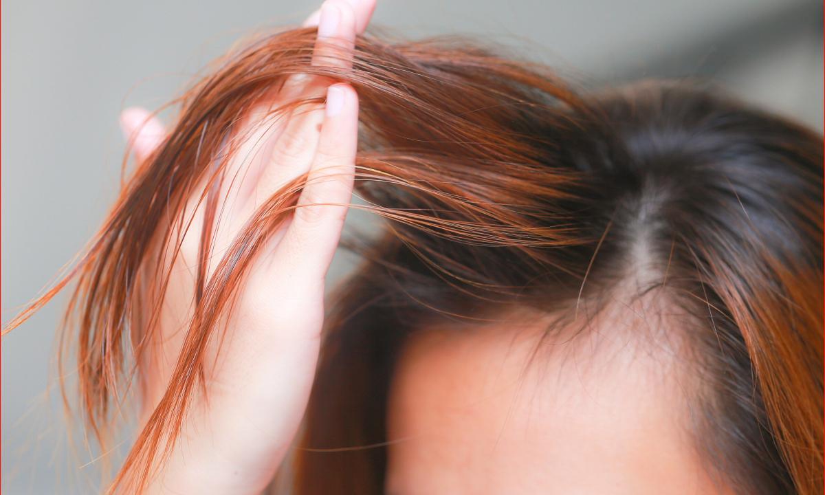 How to apply castor oil on hair