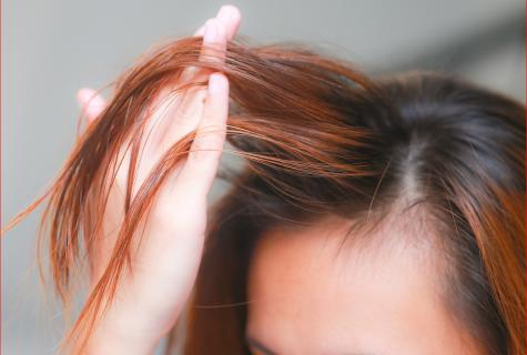 How to apply castor oil on hair