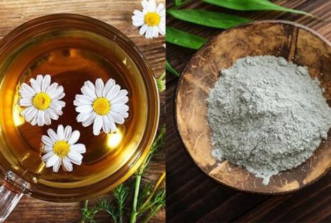 Application and advantage of broth from camomile for improvement of condition of hair
