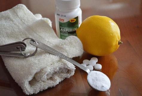 The recipe of mask for hair from aspirin