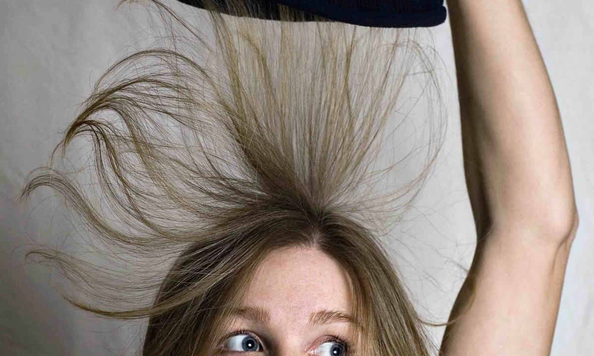 Hair are electrified: how to get rid of problem