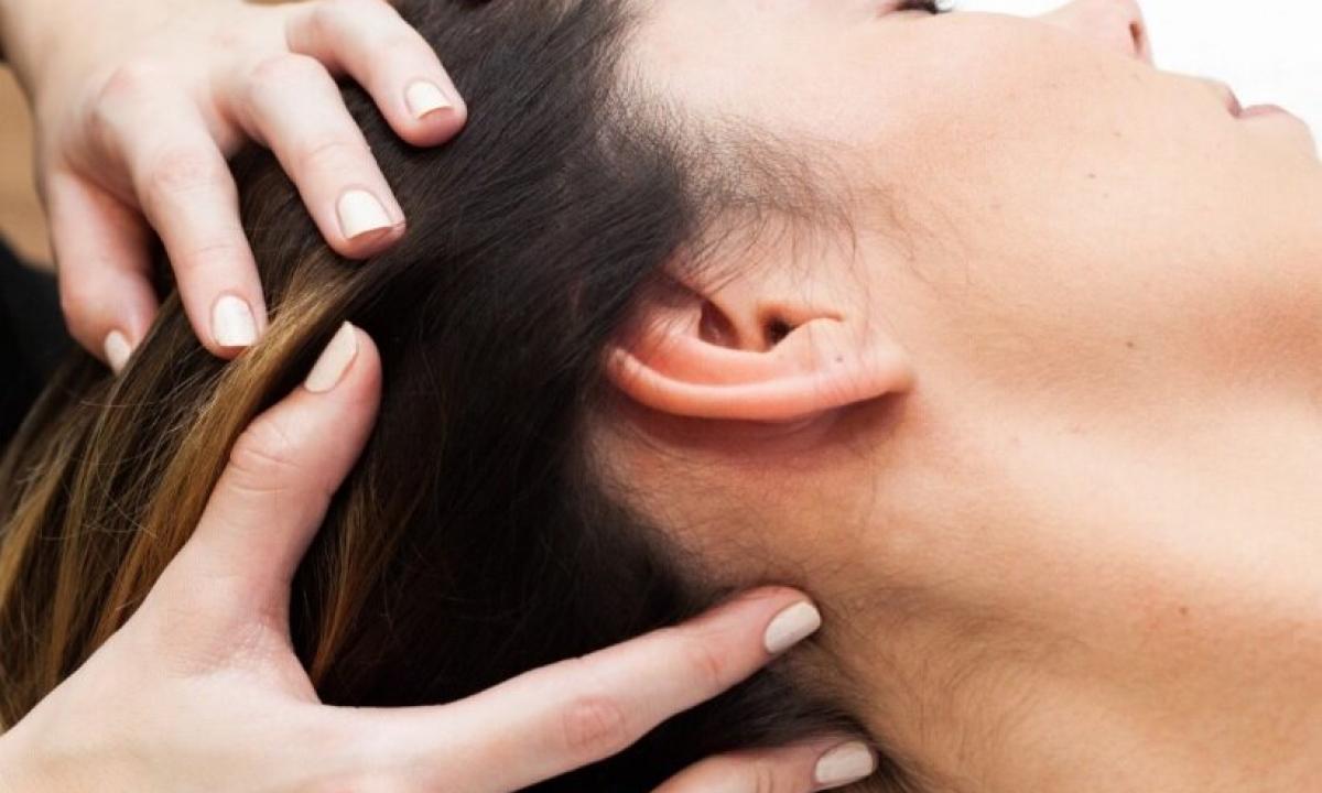 Massage of the head for growth of hair