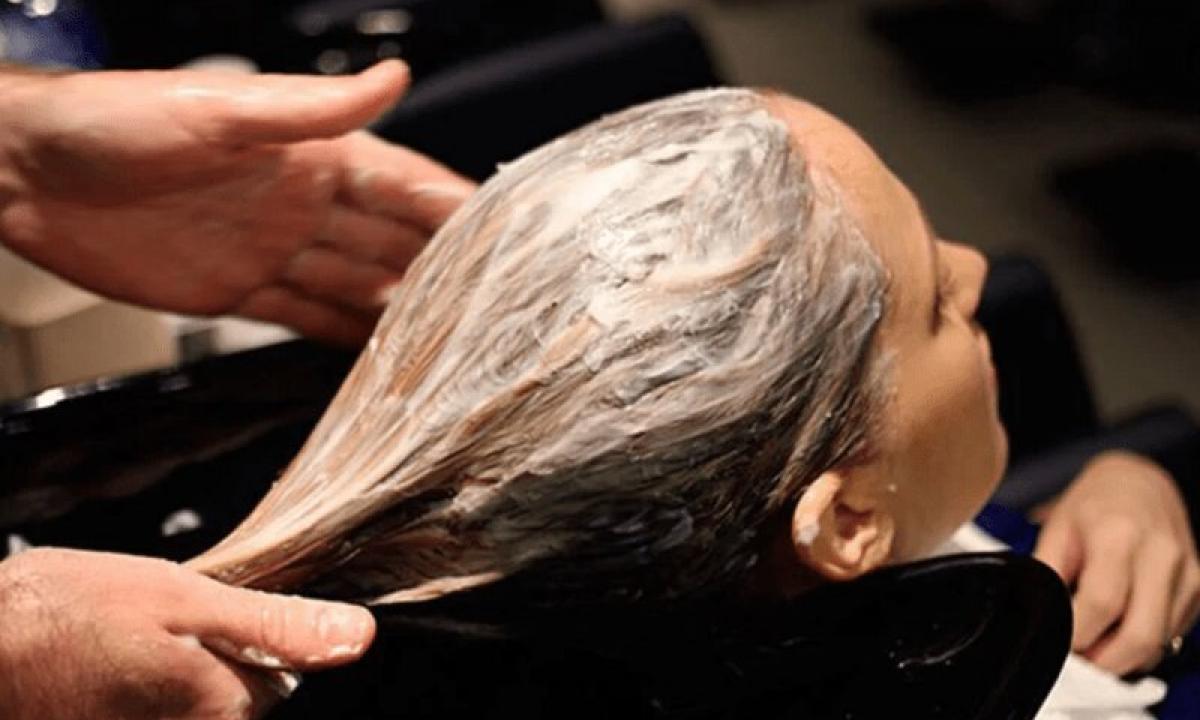 The recipe of mask for the injured hair