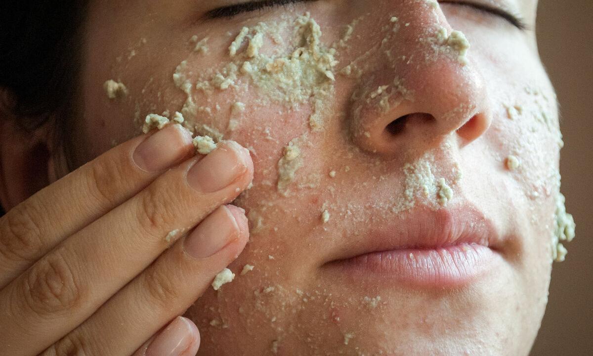 How to narrow pores in house conditions