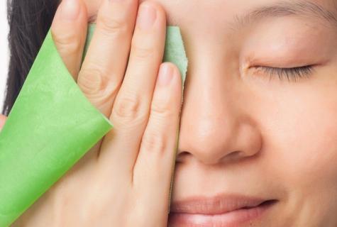 How to improve condition of oily skin