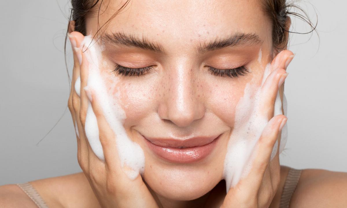 Features of care for sensitive face skin