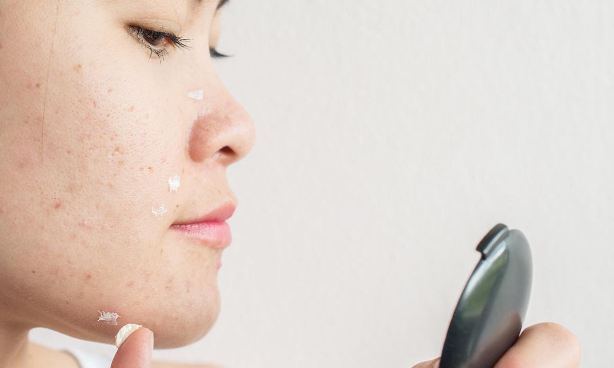 Spots from pimples: effective ways of treatment