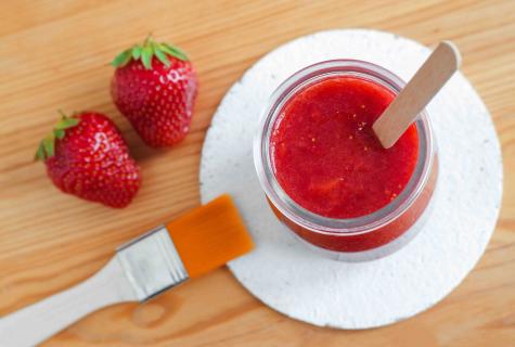 How to make summer face pack of berries