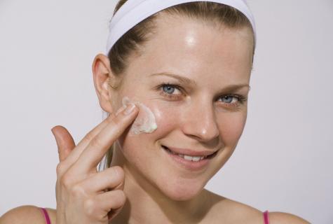 How to look after oily skin