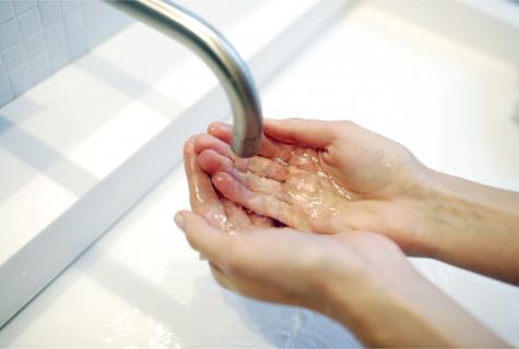 How to do hand baths
