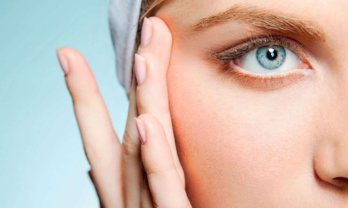 How to provide full skin care around eyes