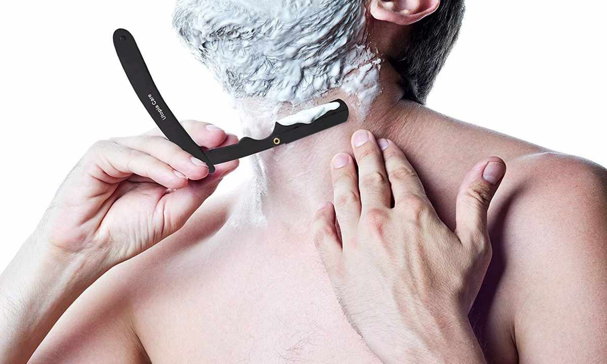 How to have a shave with open razor