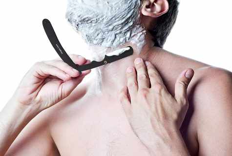 How to have a shave with open razor