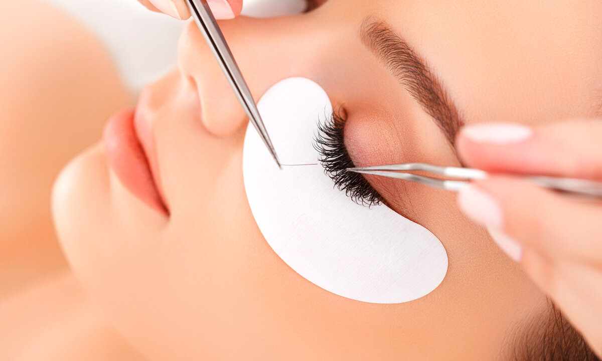 How to learn eyelash extension