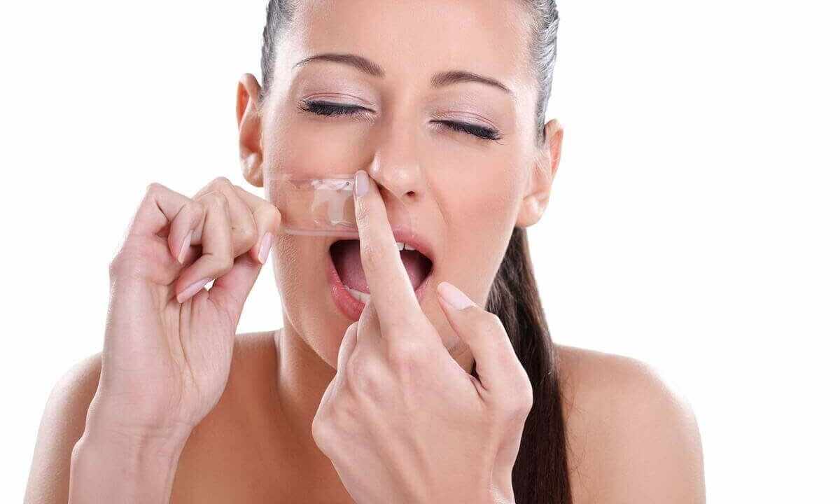 How to depilate face at women