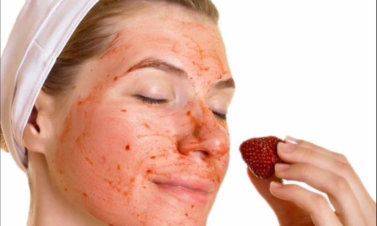 How to make berry face packs