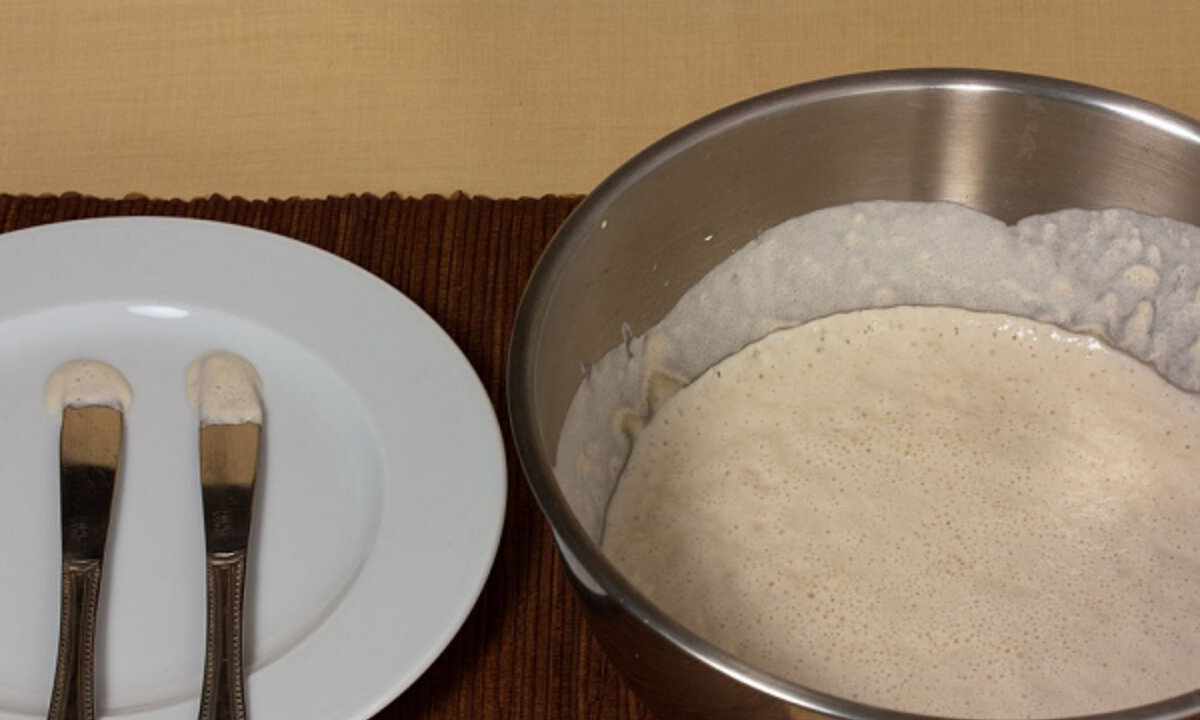 How to make face pack of yeast