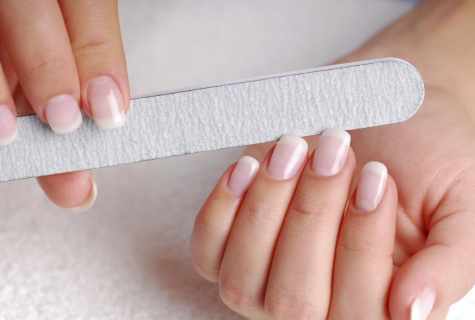 How to use nail gel
