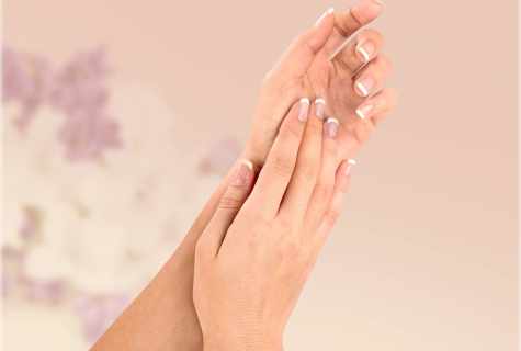 How to strengthen the nails gel