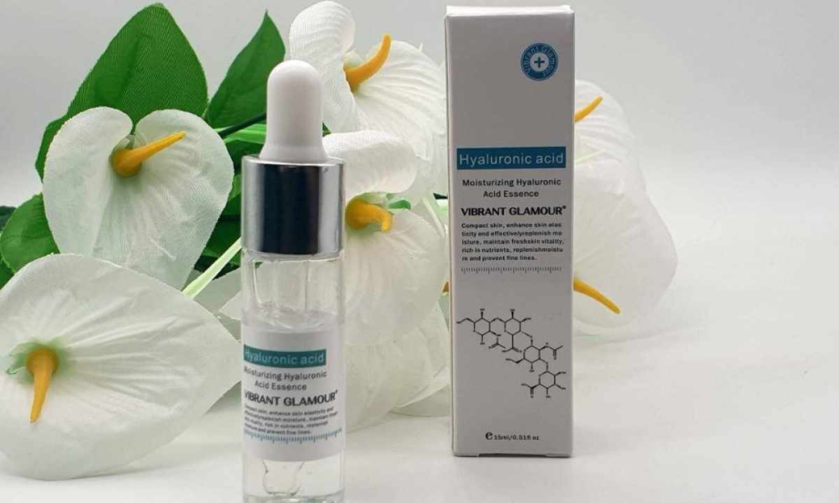 Hyaluronic acid for moistening of face skin
