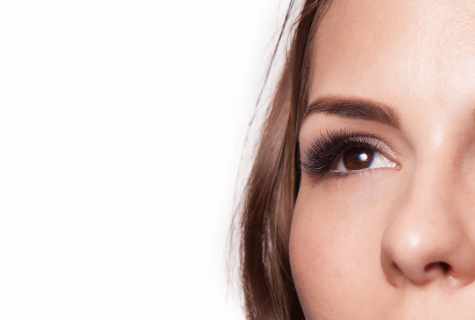 What to do if eyelashes drop out