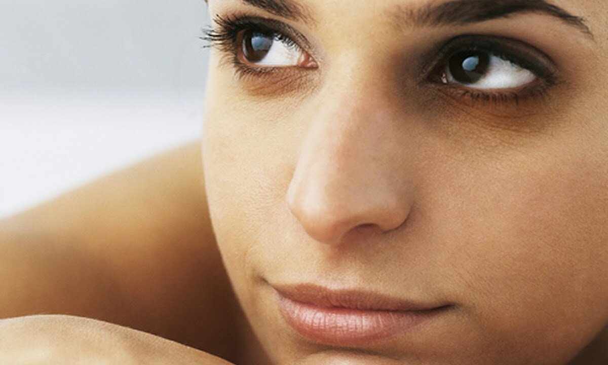 How to remove bruises and bags under eyes