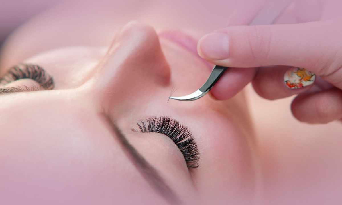 Secrets of care for eyelashes