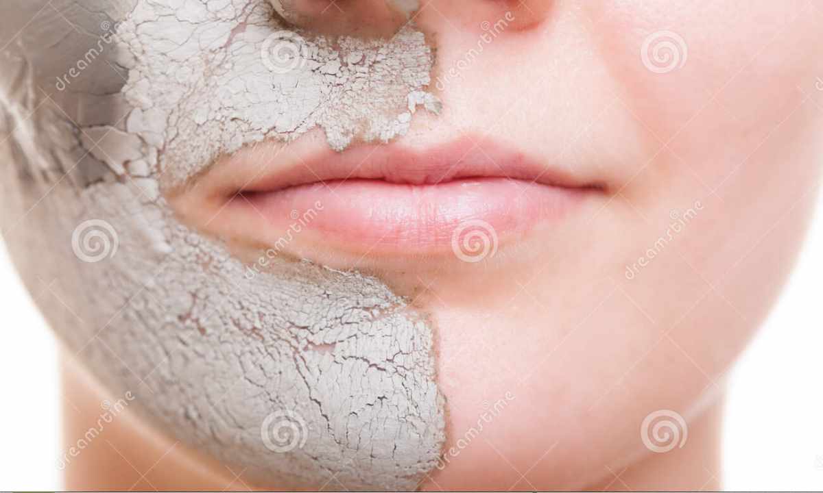 Peeling of face in house conditions